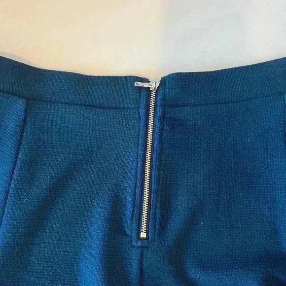 GAP Skater Skirt in Navy (SZ 10) - Picture 4 of 8